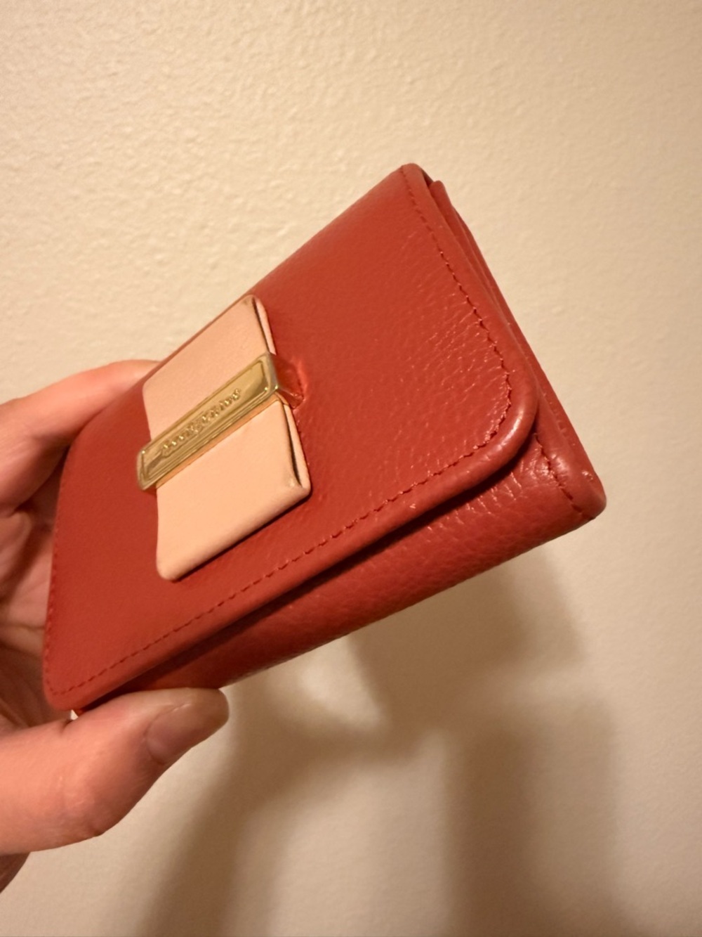 See By Chloé Rust Red Pebbled Leather Short Wallet - Picture 2 of 10